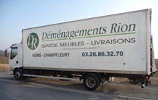 camion de déménagement société Rion
